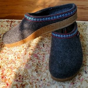 HAFLINGER Unisex AT Nordkap Wool Hard Sole Slippers size 43